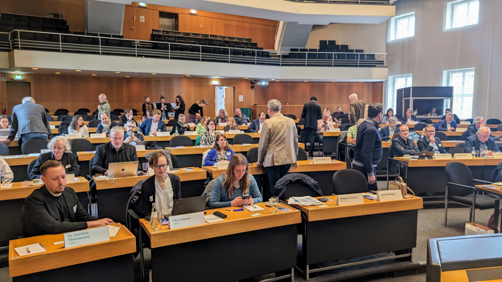 Jahreskonferenz des RGRE im Plenarsaal der Landeshauptstadt Düsseldorf